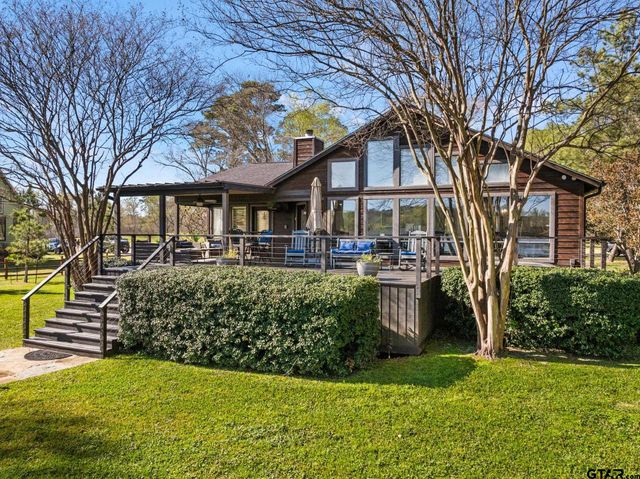 601 W Eagle Point Drive, Mt Vernon, TX 75457