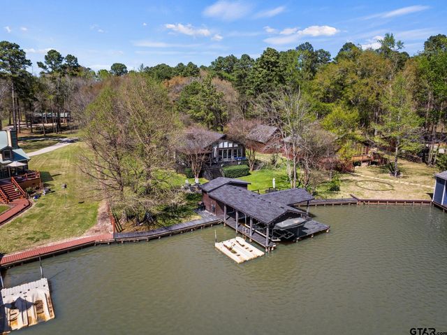 601 W Eagle Point Drive, Mt Vernon, TX 75457