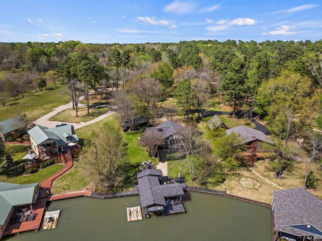 601 W Eagle Point Drive, Mt Vernon, TX 75457