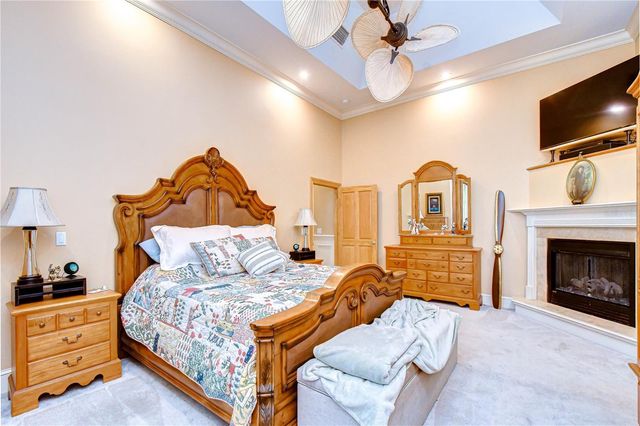 1009 EMERALD CREEK DRIVE, Valrico, FL 33596