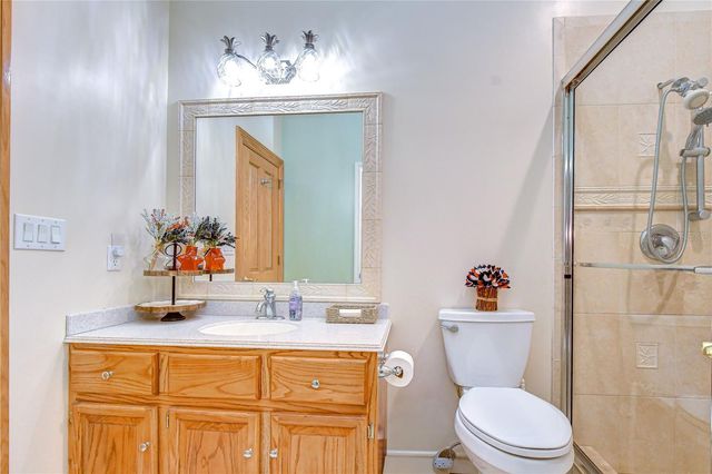 1009 EMERALD CREEK DRIVE, Valrico, FL 33596
