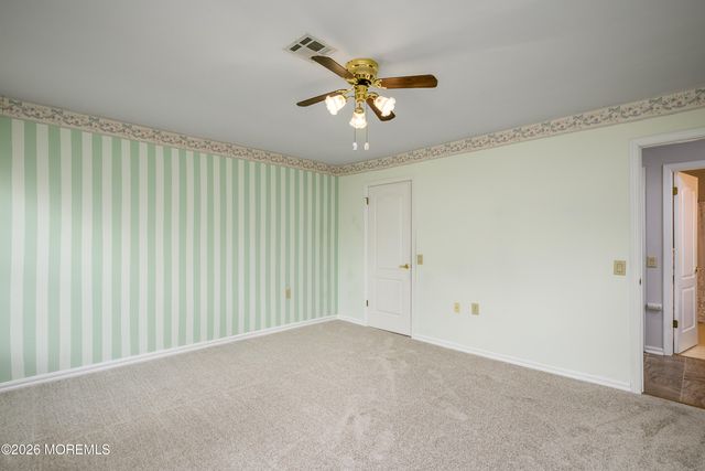 13 Kendal Drive, Toms River, NJ 08757