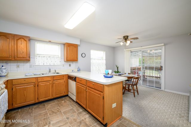 13 Kendal Drive, Toms River, NJ 08757