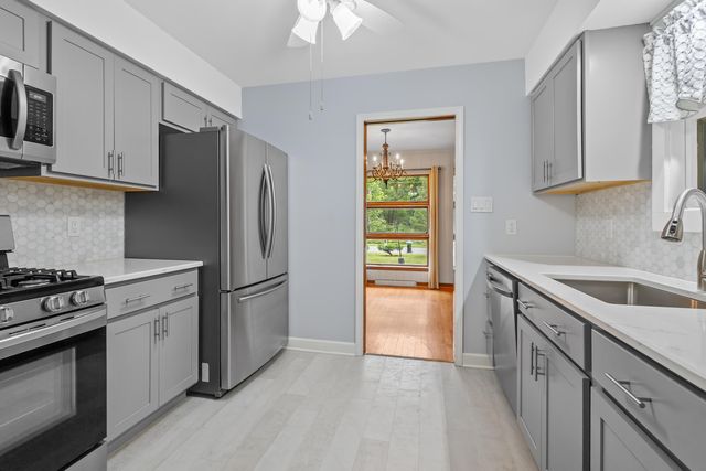 1 Locust Place, Portage, IN 46368