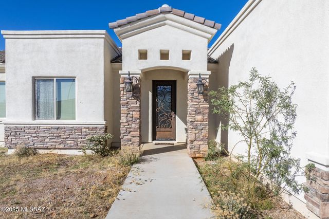 132 Avenida Pastor, Rio Rico, AZ 85648