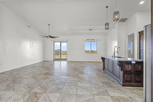 132 Avenida Pastor, Rio Rico, AZ 85648