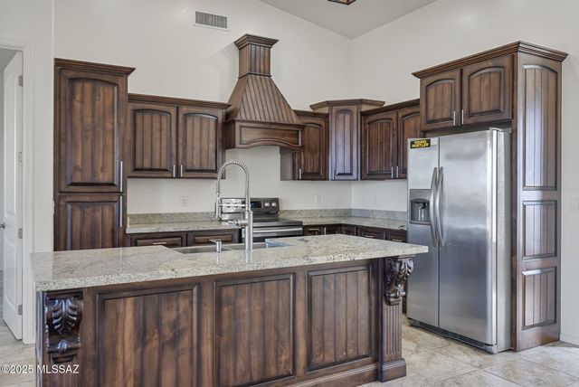 132 Avenida Pastor, Rio Rico, AZ 85648