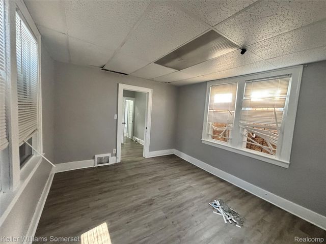 15525 Lasalle Boulevard, Detroit, MI 48238