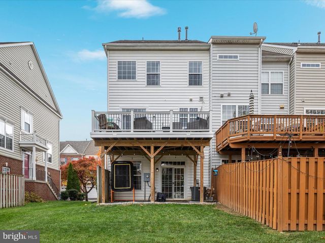 42533 MAGELLAN SQ, Brambleton, VA 20148