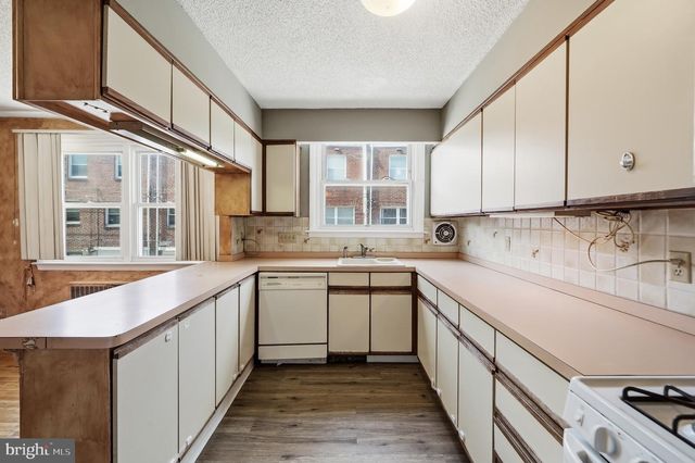 1210 ROBBINS ST, Philadelphia, PA 19111