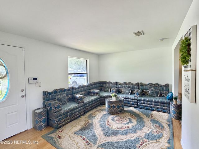 5155 BROKEN ARROW Drive N, Jacksonville, FL 32244