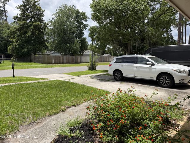 5155 BROKEN ARROW Drive N, Jacksonville, FL 32244