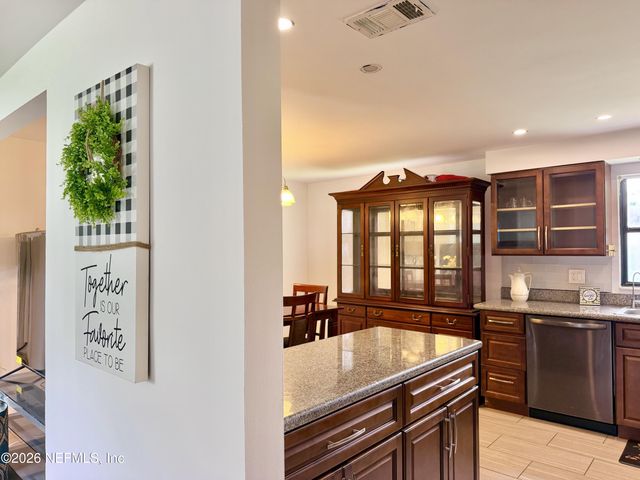 5155 BROKEN ARROW Drive N, Jacksonville, FL 32244