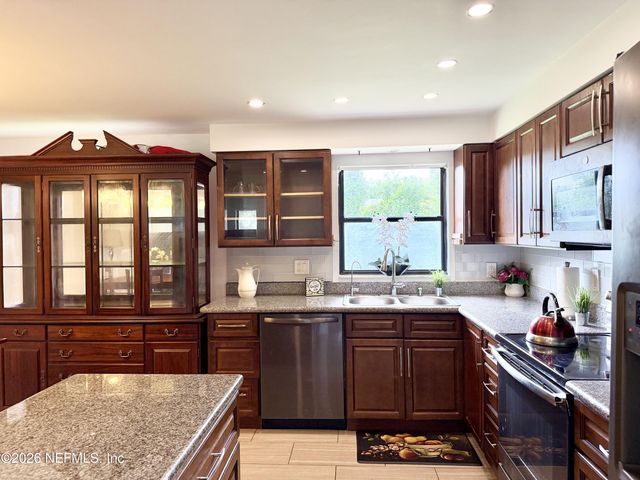 5155 BROKEN ARROW Drive N, Jacksonville, FL 32244