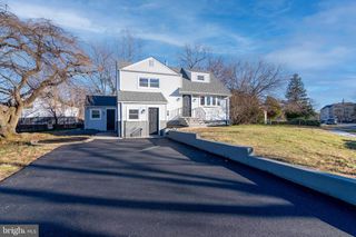 328 RALPH ST, Somerset, NJ 08873