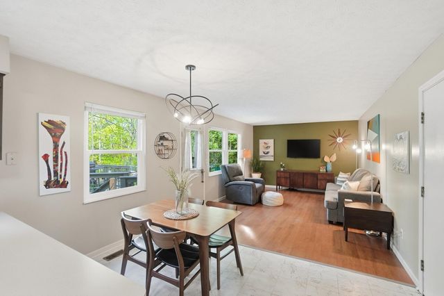 3848 Deer Knoll Drive, Columbus, OH 43230
