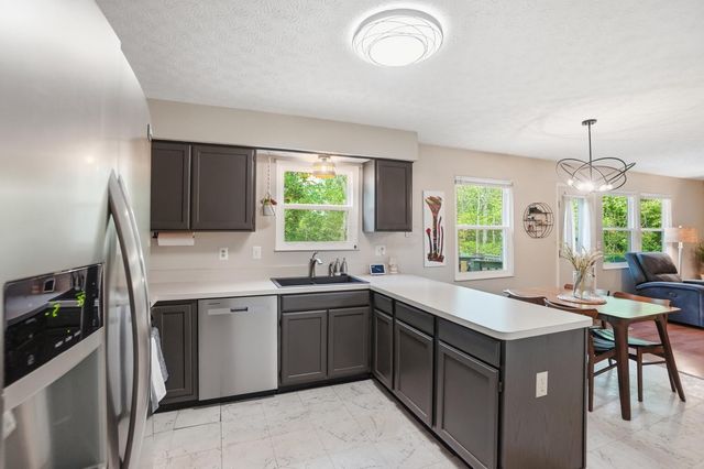 3848 Deer Knoll Drive, Columbus, OH 43230