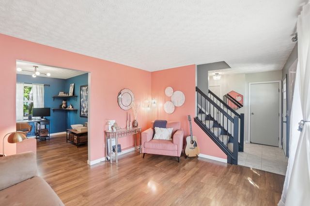 3848 Deer Knoll Drive, Columbus, OH 43230