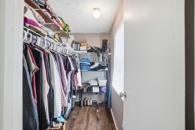 3848 Deer Knoll Drive, Columbus, OH 43230