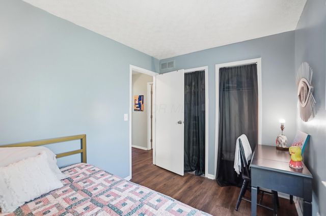 3848 Deer Knoll Drive, Columbus, OH 43230