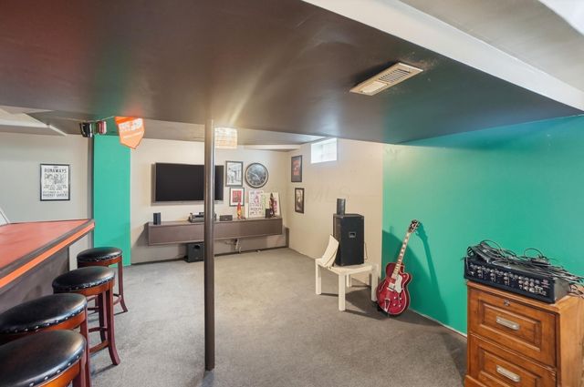3848 Deer Knoll Drive, Columbus, OH 43230