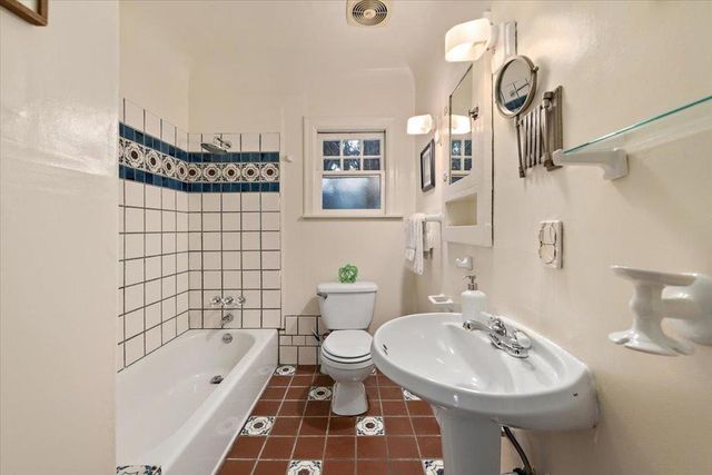 430 5th Avenue, Redwood City, CA 94063