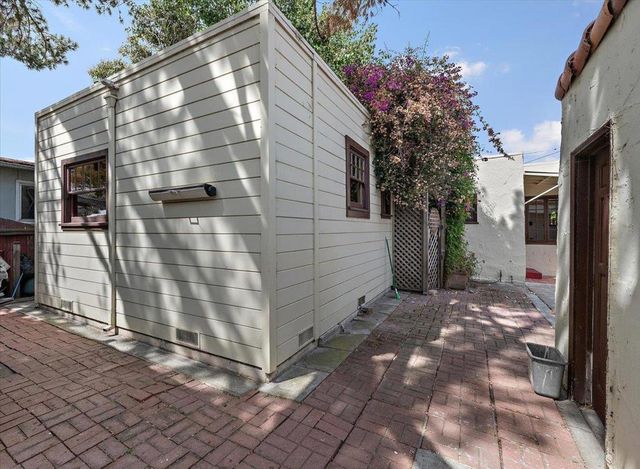 430 5th Avenue, Redwood City, CA 94063