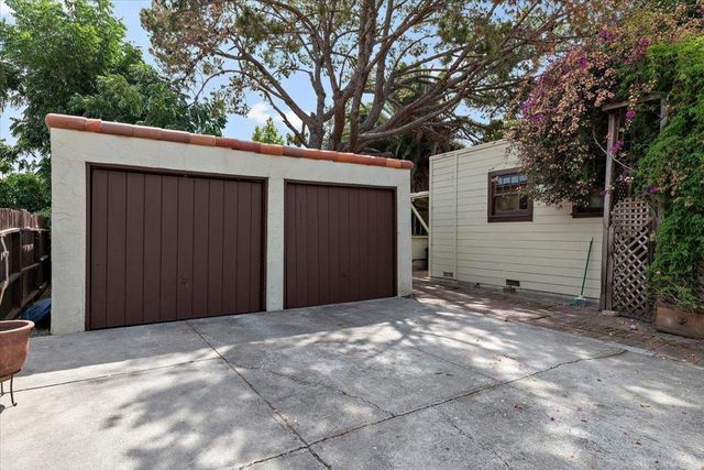 430 5th Avenue, Redwood City, CA 94063
