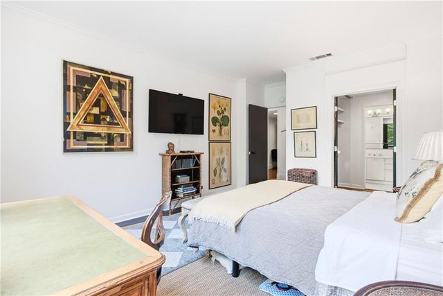 2575 Peachtree Road NE 2E, Atlanta, GA 30305