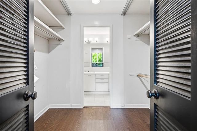 2575 Peachtree Road NE 2E, Atlanta, GA 30305