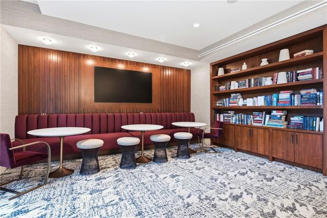 2575 Peachtree Road NE 2E, Atlanta, GA 30305