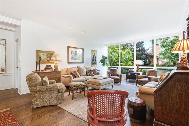 2575 Peachtree Road NE 2E, Atlanta, GA 30305