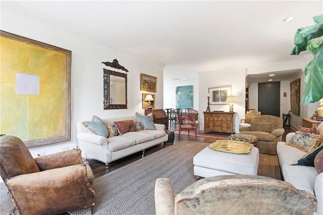 2575 Peachtree Road NE 2E, Atlanta, GA 30305