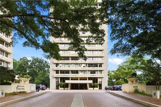2575 Peachtree Road NE 2E, Atlanta, GA 30305