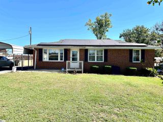 9 Michael Drive, Greenville, SC 29611
