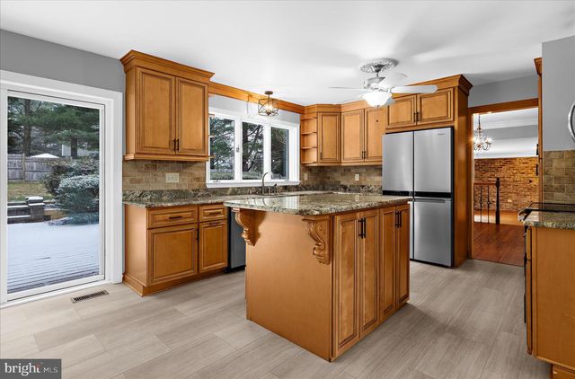 3300 PAPER MILL RD, Phoenix, MD 21131