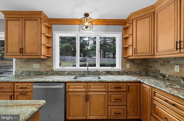 3300 PAPER MILL RD, Phoenix, MD 21131