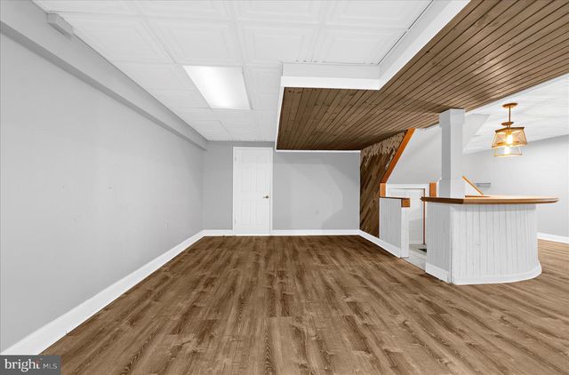 3300 PAPER MILL RD, Phoenix, MD 21131