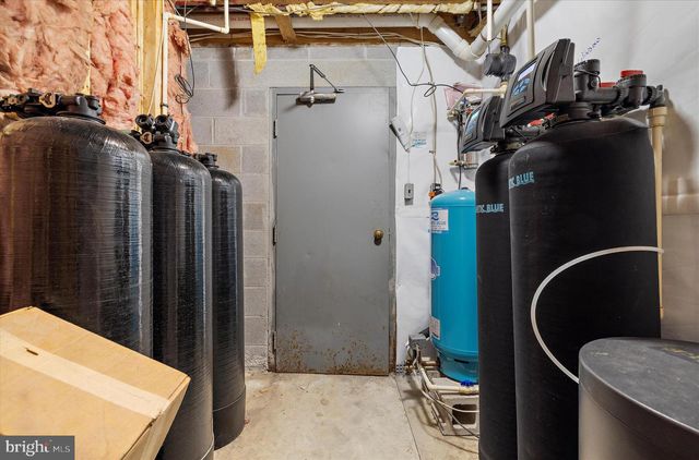 3300 PAPER MILL RD, Phoenix, MD 21131