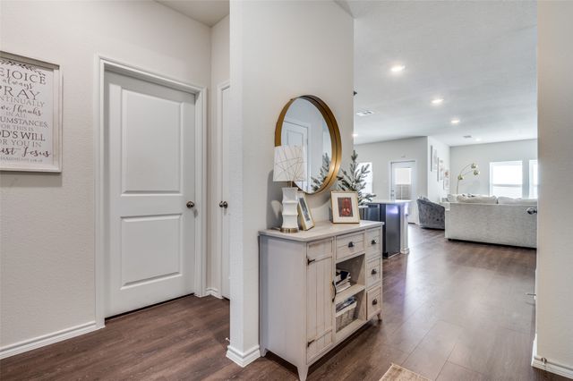 1780 Duskwood Drive, Lancaster, TX 75146