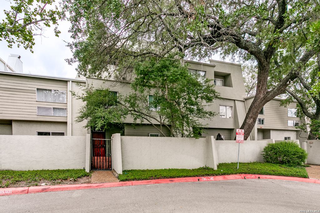 3102 Eisenhauer Rd Apt A3, San Antonio, TX 78209