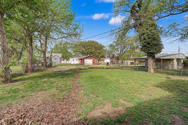 740 Merrill St, Salina, KS 67401