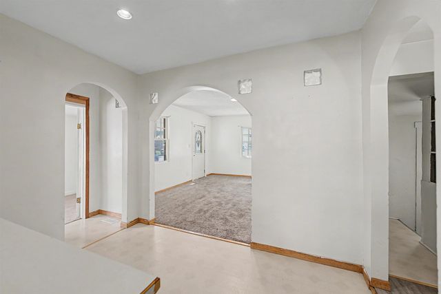 740 Merrill St, Salina, KS 67401