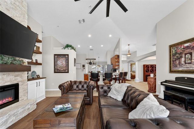 6006 SHEARWATER LANE, Lithia, FL 33547