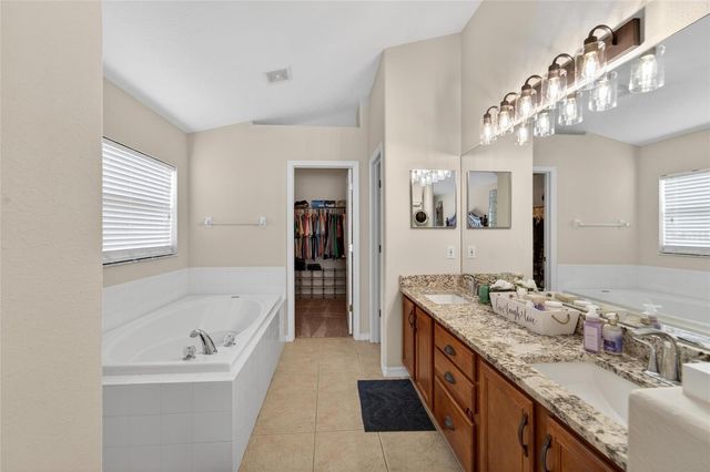 6006 SHEARWATER LANE, Lithia, FL 33547