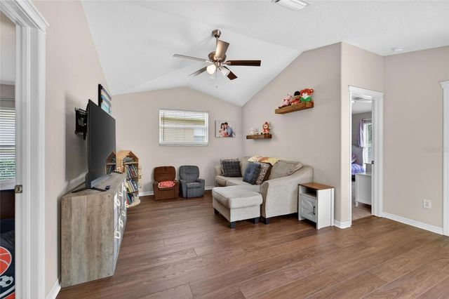 6006 SHEARWATER LANE, Lithia, FL 33547
