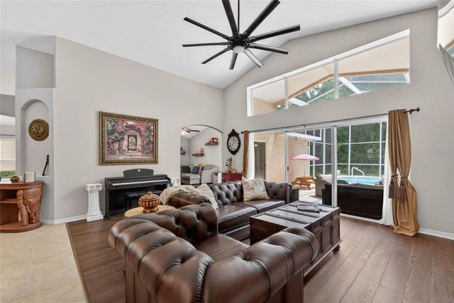 6006 SHEARWATER LANE, Lithia, FL 33547