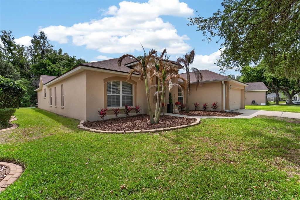 6006 SHEARWATER LANE, Lithia, FL 33547