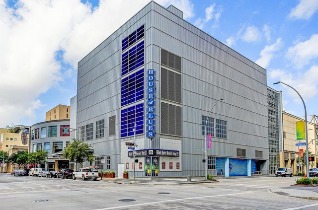 1111 Caroline Street 2611, Houston, TX 77010