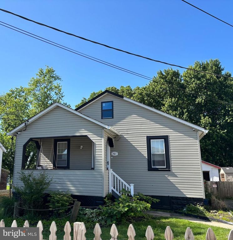 361 SAVANNAH RD, Baltimore, MD 21221